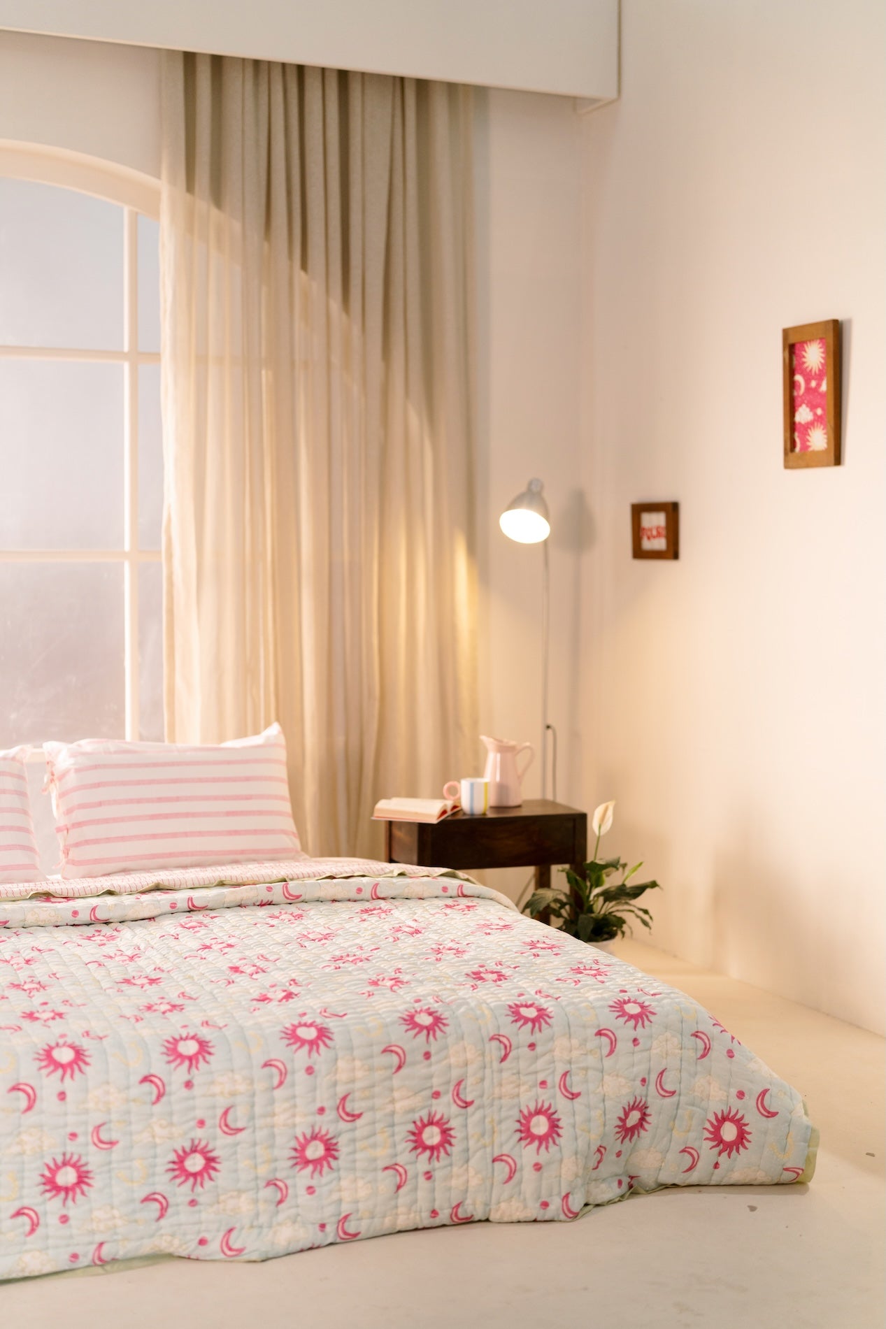 color-dawn-light-blue
