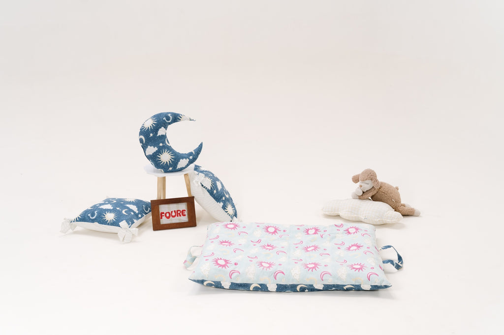 Counting Stars - Dawn - (Pooch Bed + Cushion)