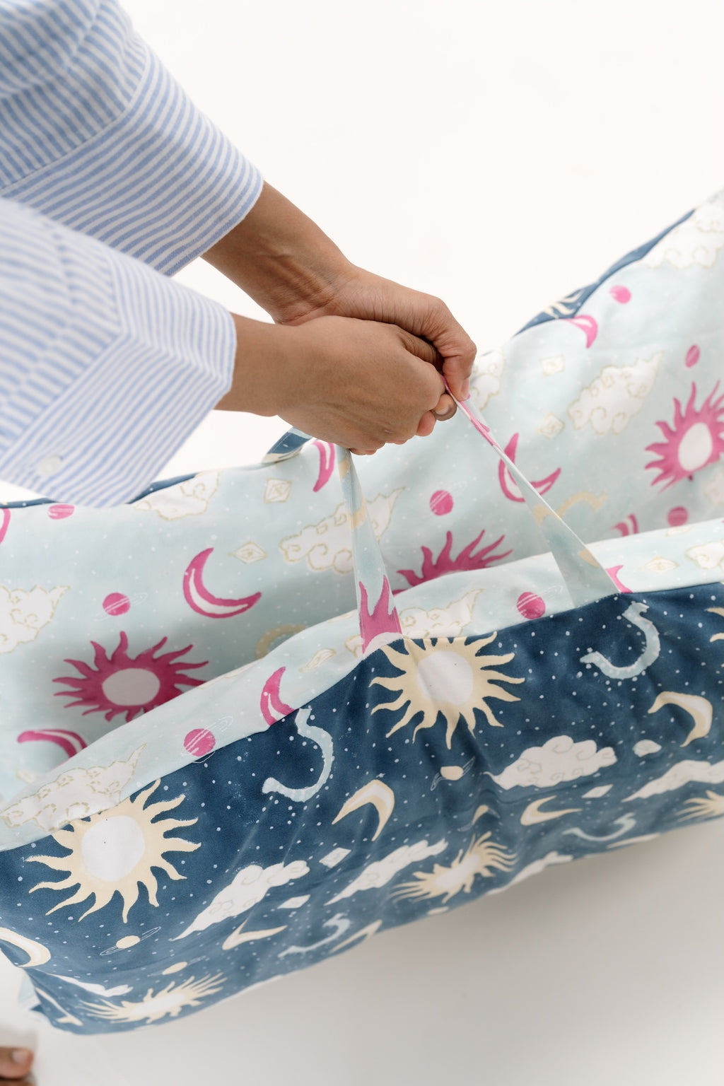 Counting Stars Pooch Bed - Dawn/Dusk